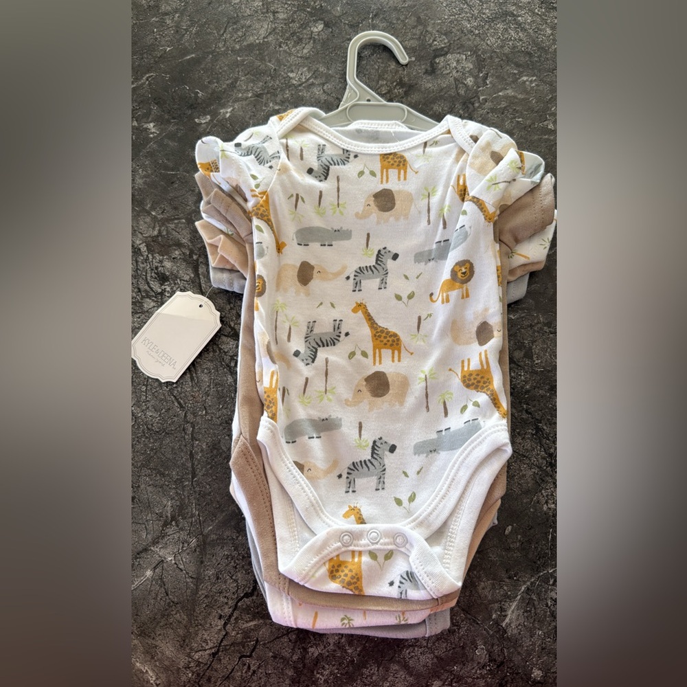 NWT 5pk of onesies